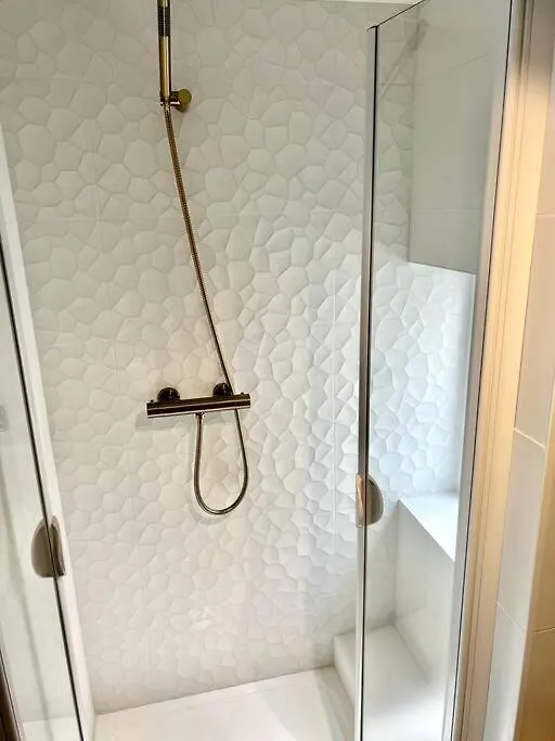 Апартаменты Studio Cosy Sous Les Toits Марсель